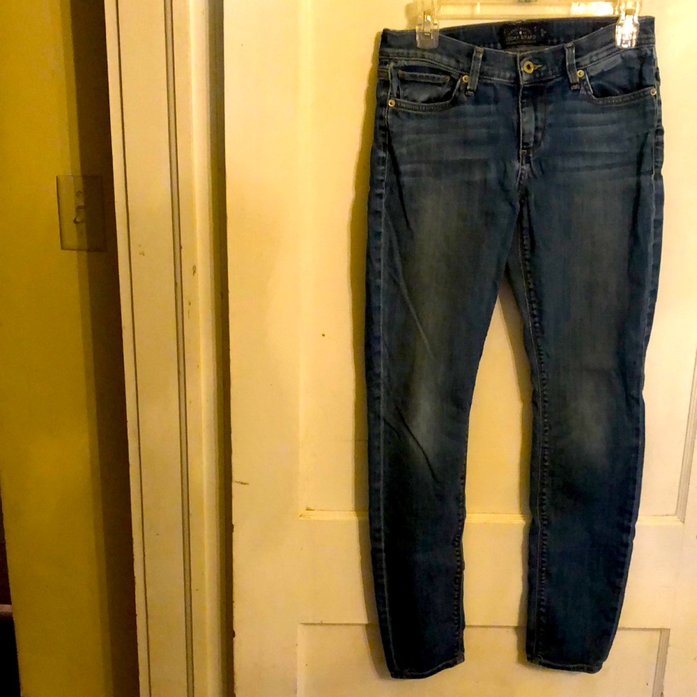 Lucky Brand Women’s size 6/28 R Charlie Skinny faded jeans for sale.